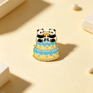 Pins de Esmalte Personalizados com Impressão UV de Panda, Banhados a Ouro, Tema de Aniversário Fofo, Broches de Metal, Acessório de Moda Charmoso, Em Estoque - Product Image 3