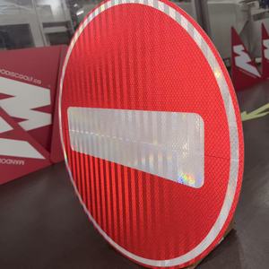 Segnale di Proibizione di Passaggio ASTM D4956 ad Alta Intensità Riflettente Prismatica, Segnale Stradale in Alluminio Rosso e Bianco, Segnale di Avvertimento Limite di Velocità e Lenta Sosta - Product Image 5