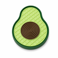 Jouet d'enrichissement pour animaux de compagnie 2-en-1 en plastique écologique, motif de fruits de dessin animé mignon, gamelle de léchage à alimentation lente pour chiens et chats, vente en gros