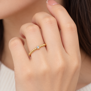 แหวนประดับเพชรซิร์คอน ชุบทอง 14K แบบสุญญากาศ ดีไซน์เรียบง่าย ประดับด้วยพลอยเม็ดเดียวทรงกลม สำหรับผู้หญิง รูปทรงไม่สมมาตร ขัดเงา - Product Image 4