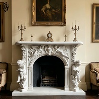 Encadrement de cheminée en marbre blanc sculpté à la main, figurine d'ange, style rococo, pour la décoration intérieure de villa