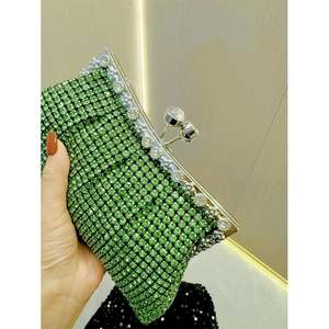 女士手拿包 闪亮手拿包 晚宴包 带链条 时尚闪亮派对舞会钱包 - Product Image 2