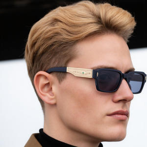 Lunettes de soleil carrées de luxe pour hommes, monture noire, protection UV400, en plastique et métal, pour la conduite, design haut de gamme - Product Image 1