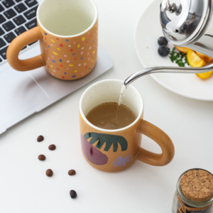 Taza de Oficina de Cerámica Pintada a Mano de Estilo Nórdico Creativo, con Diseño de Dibujos Animados, Personalizable, Reutilizable, Apta para Alimentos, para Fiestas - Product Image 4