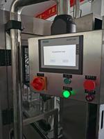 Système d'emballage de remplissage d'eau minérale pour petite entreprise/Machine d'embouteillage automatique complète/ligne/équipement-1 ensemble 40-300 Ml 1000bph