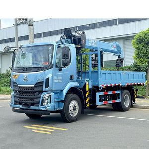 Camion-grue Dongfeng équipé d'une flèche télescopique de 8 tonnes, agile et flexible, idéal pour les travaux de manutention de ciment et d'acier sur courtes distances - Product Image 4