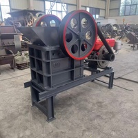Concasseur à mâchoires mobile diesel portable haute efficacité, capacité 30t/h, pour l'extraction de roches et minerais, 1 personne, directement de l'usine