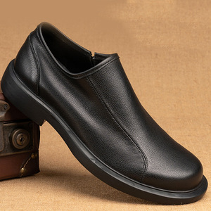 Leather <b>Shoes</b> Man 2025 Casual Stylish Breathable Soft Soles Soft Surface Round Tip Vintage Workwear Black <b>Shoes</b> Man - Product Image 2