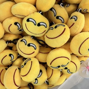 Porte-clés en peluche unisexe en gros, pendentif avec expression QQ, mignon, hauteur 10 cm, rembourrage en coton PP de 6 cm, logo personnalisable, super - Product Image 5