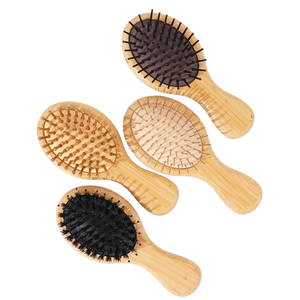 Mini <span class=keywords><strong>Cepillo</strong></span> Portátil de Bambú con Dientes Anchos para Peinar, Peine Antiestático con Cojín de Aire y Logotipo Personalizado para Desenredar - Product Image 6