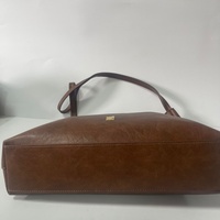 Bolso de mano de cuero genuino personalizado para mujer, bolso de hombro de viaje hecho a mano, bolso de hombro de trabajo para niñas