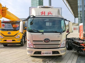 Camion lourd national de la Chine avec camion réfrigéré de nouvelle condition de 375 chevaux pour la conservation du transport rapide des aliments - Product Image 2