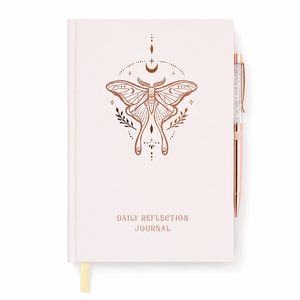Carnet de réflexion quotidienne à couverture rigide, rose poudré, or rose, motif chrysalide lunaire et lune, gaufré, coffret cadeau avec stylo, vente en gros - Product Image 1