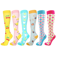 Chaussettes de compression de baleine pour hommes et femmes 20-30 Mmhg Chaussettes de soutien graduées pour infirmières de course à pied de football