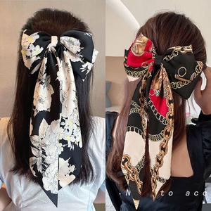 <span class=keywords><strong>Barrette</strong></span> à <span class=keywords><strong>cheveux</strong></span> personnalisable avec grand nœud en ruban, design simple, haut de gamme et généreux, dotée d'une pince à ressort arrière - Product Image 6