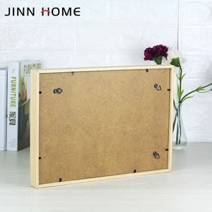 Cadres de <span class=keywords><strong>collage</strong></span> en bois naturel de style rustique affichant <span class=keywords><strong>trois</strong></span> <span class=keywords><strong>photos</strong></span> pour la collection de <span class=keywords><strong>photos</strong></span> - Product Image 5