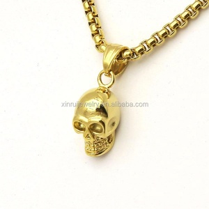 Collar Deportivo Casual con Colgante de Calavera de Acero Inoxidable Barato para Hombre, Chapado en Oro de 18K - Product Image 1