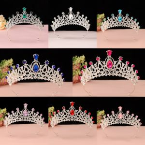 Ultimo prezzo di promozione Premium Design di lusso per grandi nozze argento dorato zircone corona sposa per la regina - Product Image 2