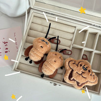 Porte-clés amusant en peluche en forme de cafard, jouet souple en forme de cafard, pendentif insecte brodé, breloque de sac en similicuir avec ailes, vente directe usine