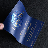 Étiquettes d'emballage personnalisées de qualité supérieure, vernis holographique 3D, imperméables aux UV, logo en relief imprimé, autocollants pour bouteilles de vin et de bière