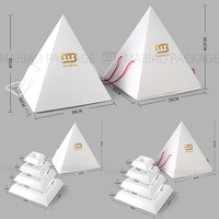 Große Pyramidenförmige Papierbox für Frühstück, Charcuterie, Kuchen und Schokolade - Catering-Box zum Einwickeln von Sandwiches