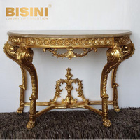 Table console baroque en or antique, cadre en PU sculpté à la main avec finition en feuille d'or et plateau en bois, table élégante pour maisons de luxe