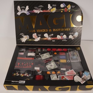 <span class=keywords><strong>Kit</strong></span> di Magia Classico Bestseller, Set di <span class=keywords><strong>Trucchi</strong></span> Magici in Scatola Sorpresa, Regalo con <span class=keywords><strong>Kit</strong></span> di Accessori Magici Classici per Ragazzi e Ragazze - Product Image 1