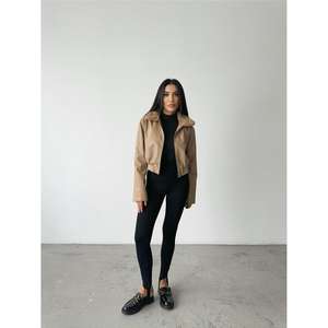 Blouson en cuir beige avec col en fourrure de mouton, logo personnalisé, blazer en satin pour femmes, saison automne, taille XL - Product Image 4