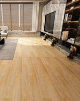 Plancher en PVC à grain de bois de luxe OEM effet parquet à coller Carrelage planches de vinyle pour la maison