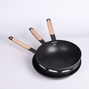 <span class=keywords><strong>Poêle</strong></span> <span class=keywords><strong>en</strong></span> fer écologique pour cuisinière <span class=keywords><strong>à</strong></span> gaz antirouille et non revêtue Style classique avec couvercle <span class=keywords><strong>en</strong></span> verre universel pour la vieille friture - Product Image 2