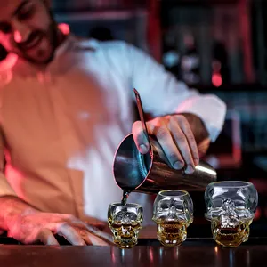 Bicchiere da whisky a parete singola di grande capacità bicchiere a forma di teschio inciso per cocktail alcolici bicchieri da vino Vodka Bourbon