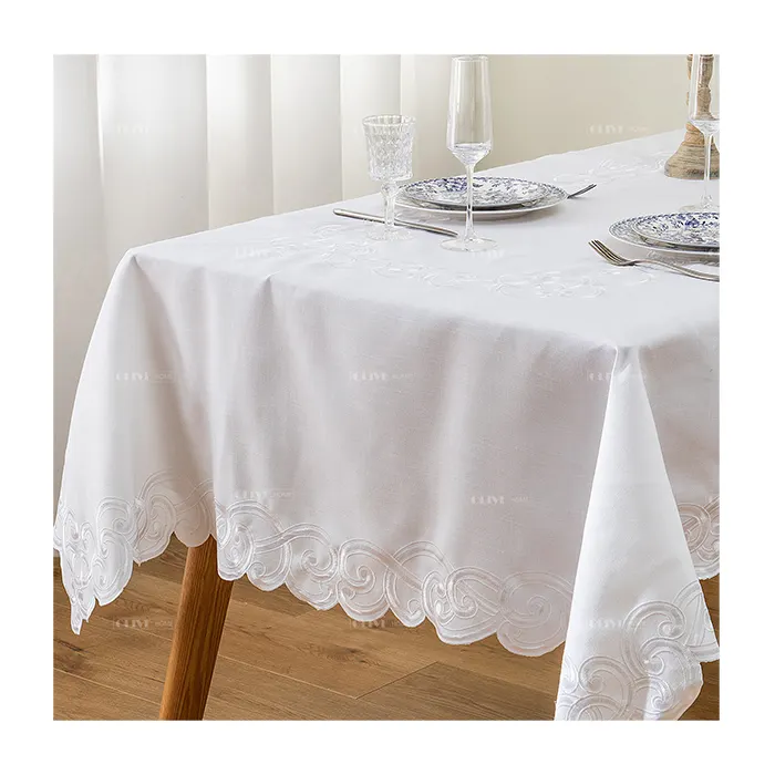 Nappe rectangulaire oblongue en dentelle vintage brodée en tissu avec bordure en macramé Tables blanches Couverture de table à manger