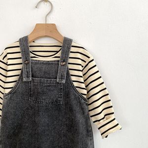 ملابس أطفال OEM ODM لخريف: طقم بناتي وأولادي كلي وكنزة من قطعتين - Product Image 5