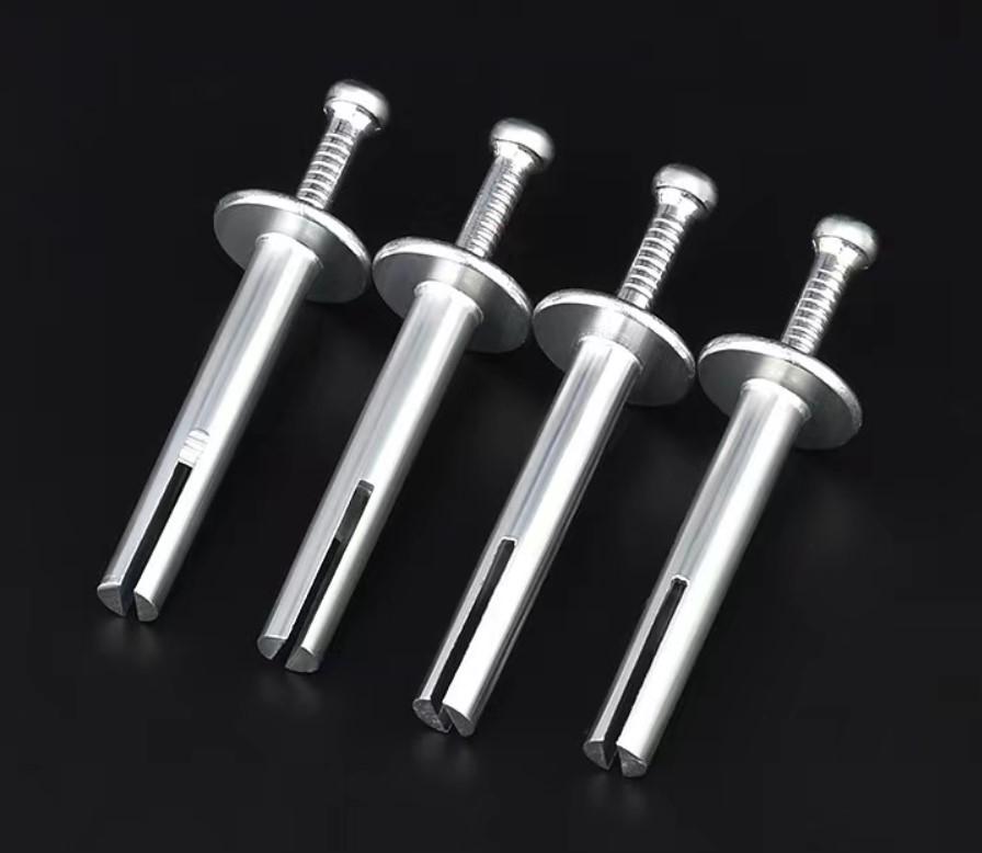 Anchor Hammer Fixing Plug in Solid Wall Framing with Nails, M6 Hammer