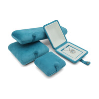 Boîtes à bijoux carrées en velours modernes haut de gamme personnalisées pour boucles d'oreilles, bagues, colliers, bracelets, Saint-Valentin, fermeture à pression, couronne