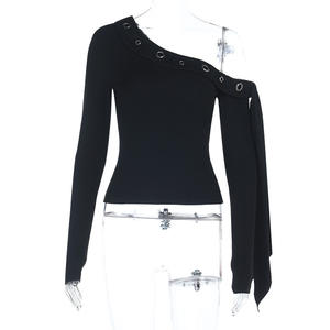 Tren produk tren wanita musim semi pakaian bahu miring blus lengan panjang dan atasan hitam 2026 - Product Image 4