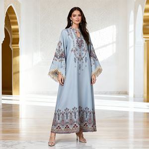 Robe Abaya élégante et raffinée de haute qualité, sur mesure, pour femmes musulmanes, occasions spéciales - Product Image 3