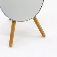 Miroir de maquillage rond à fond marbré avec grossissement 1X/2X