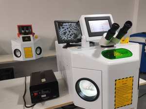 Nuevo soldador láser de joyería de escritorio de mano de 200W Mitsubishi 100-200W salida 0,1-10ms refrigeración por aire fácil de operar 1 año de garantía - Product Image 4