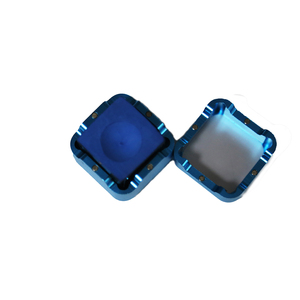 Xmlinco <span class=keywords><strong>MINI</strong></span> y duradero profesional 3 colores soporte de <span class=keywords><strong>tiza</strong></span> de piscina de billar con <span class=keywords><strong>tiza</strong></span> de taco de billar de forma cuadrada magnética - Product Image 4