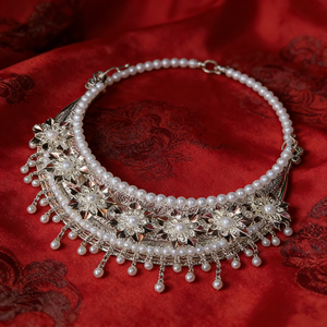 Collar Étnico Floral Brillante |   Collar llamativo estilo Miao chapado en plata con flecos de perlas - Product Image 5