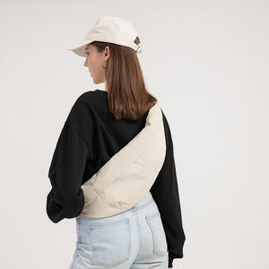 Sac de poitrine pour femme style japonais, beige, à bandoulière unique, fermeture éclair, portable, pour tenues quotidiennes, Printemps 2025 - Product Image 3