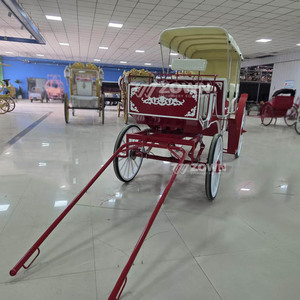 Carruaje Eléctrico para Turismo al Aire Libre, Carruaje Real para Bodas, Carruaje Rojo para Turismo con Caballos a la Venta - Product Image 4