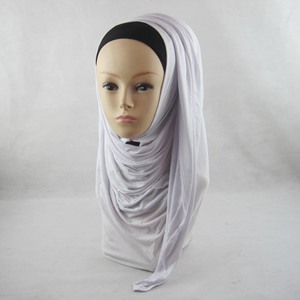 Voile Hijab Maxi Uni en Jersey Premium – Foulard Musulman Tendance pour <span class=keywords><strong>Femme</strong></span> – Écharpe et Châle d'Été Très Vendus - Product Image 2
