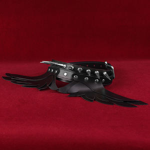 Collar BDSM de cuero con alas de Ángel, adecuado para juegos de rol para adultos. Disponible en dos colores, también adecuado para principiantes de BDSM - Product Image 4