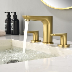 Rubinetto da Bagno Oro Spazzolato a 3 Fori con Bocca Curva a Cilindro, Base Rotonda, Leva Piatta, Arco Morbido, Due Maniglie, per Lavabo - Product Image 2