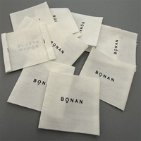 Étiquette de col personnalisée en coton brodé et imprimé avec code lettre, tissée, à coudre, lavable, pour vêtements, avec votre propre logo et nom de marque, fournie directement par l'usine