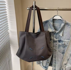 Bolso de mano personalizado de lona de algodón orgánico, detalles bordados con cremallera, asa ecológica, bolso de hombro moderno, bolso de compras - Product Image 3