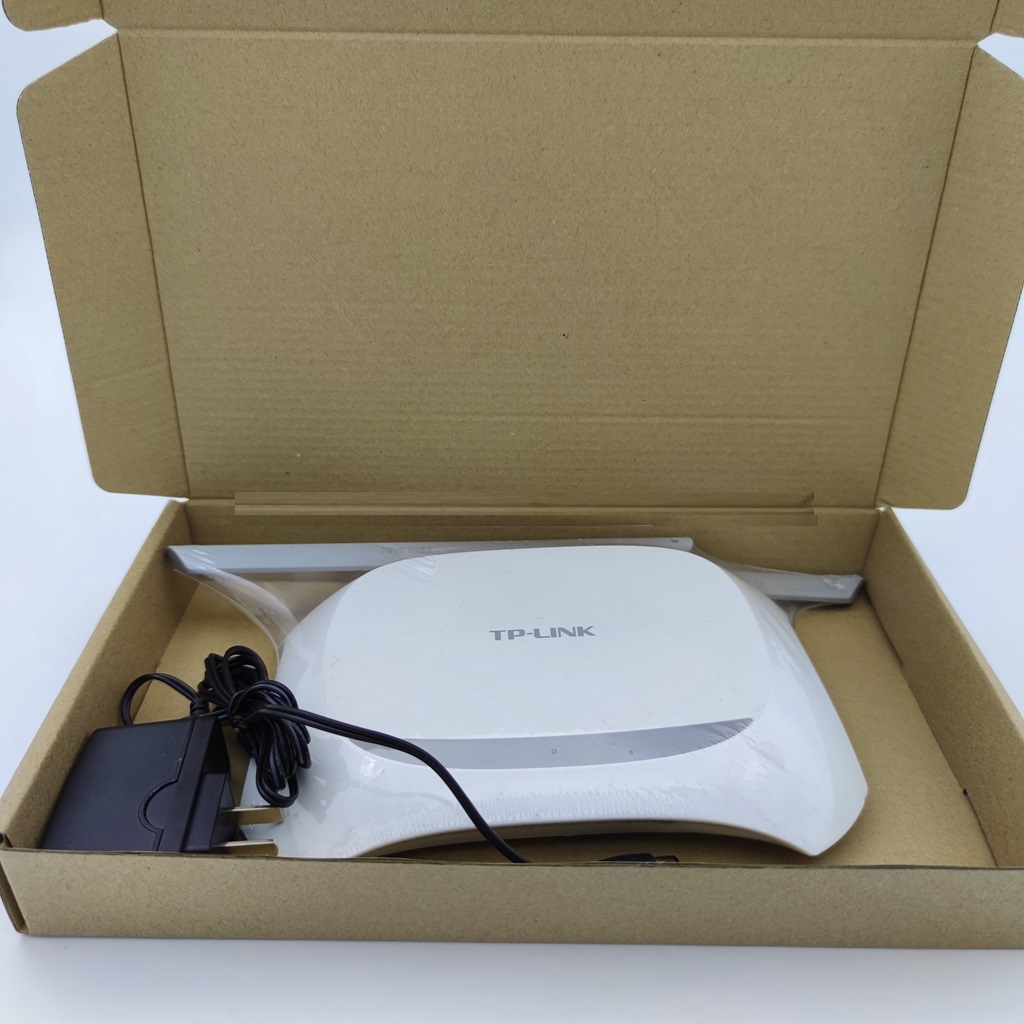 Tp-linkワイヤレス中古ルーターTL-WR842N TPLINKデュアル