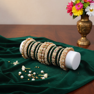 Bracelets de mariée élégants en velours Kundan et perles Bracelets de perles exquis pour les mariages Bijoux de qualité supérieure pour femmes - Product Image 3